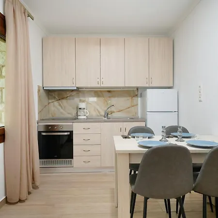 Appartement Avli 1976